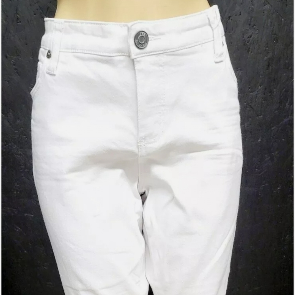 Women's white jeans plus size
